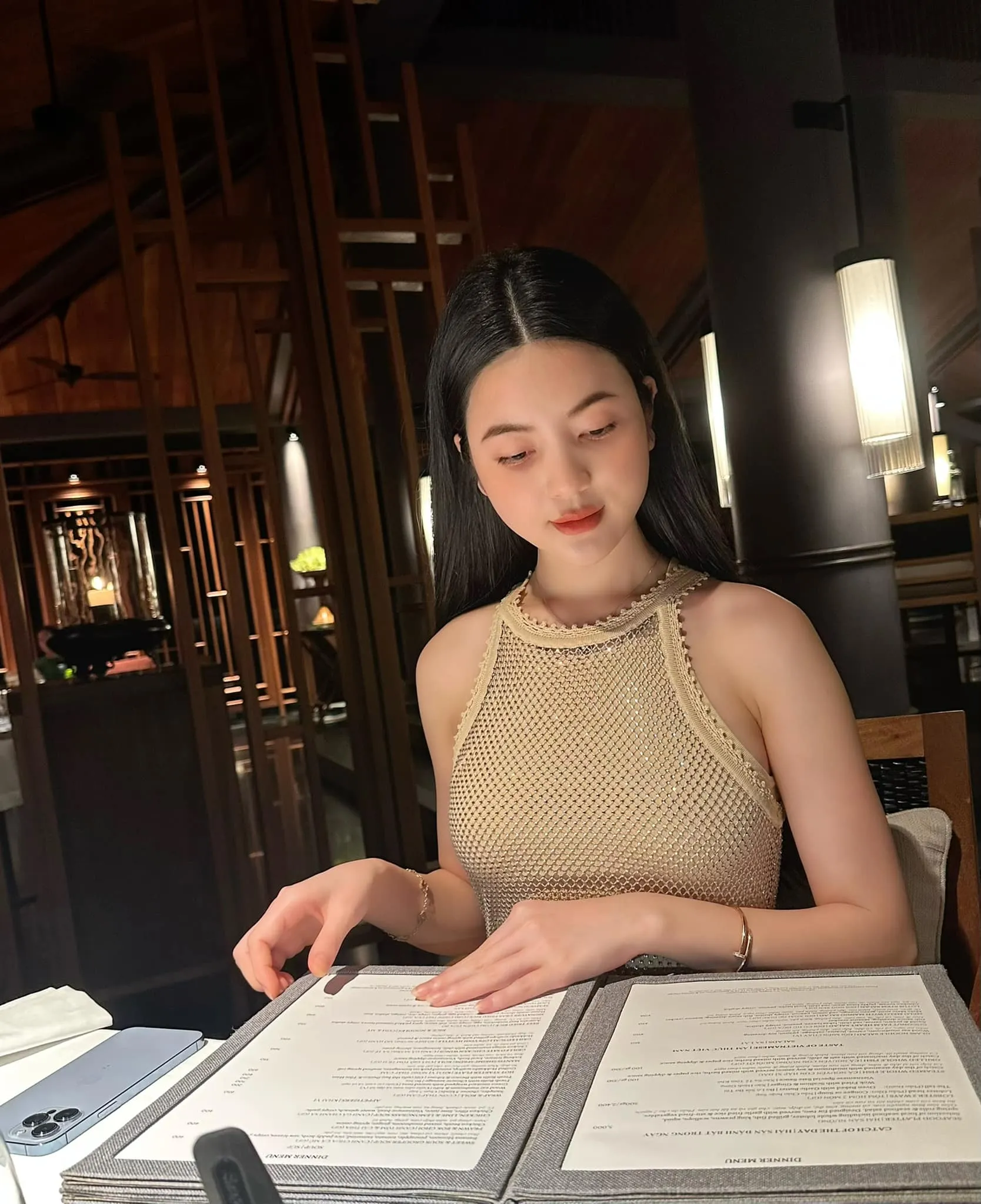 vo-quang-hai-bi-noi-xinh-nhung-khong-co-trinh-do-hoc-van-6