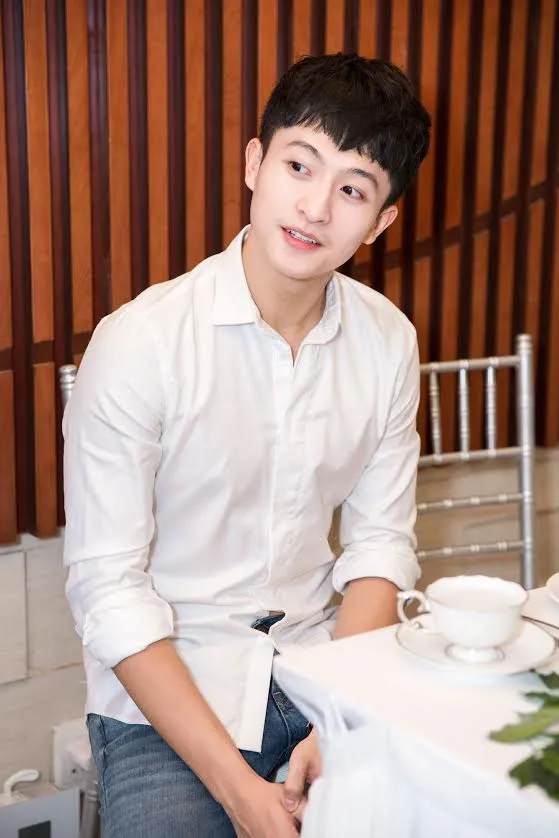 cuoc-song-hien-tai-cua-harry-lu-sau-tai-nan-nghiem-trong-4