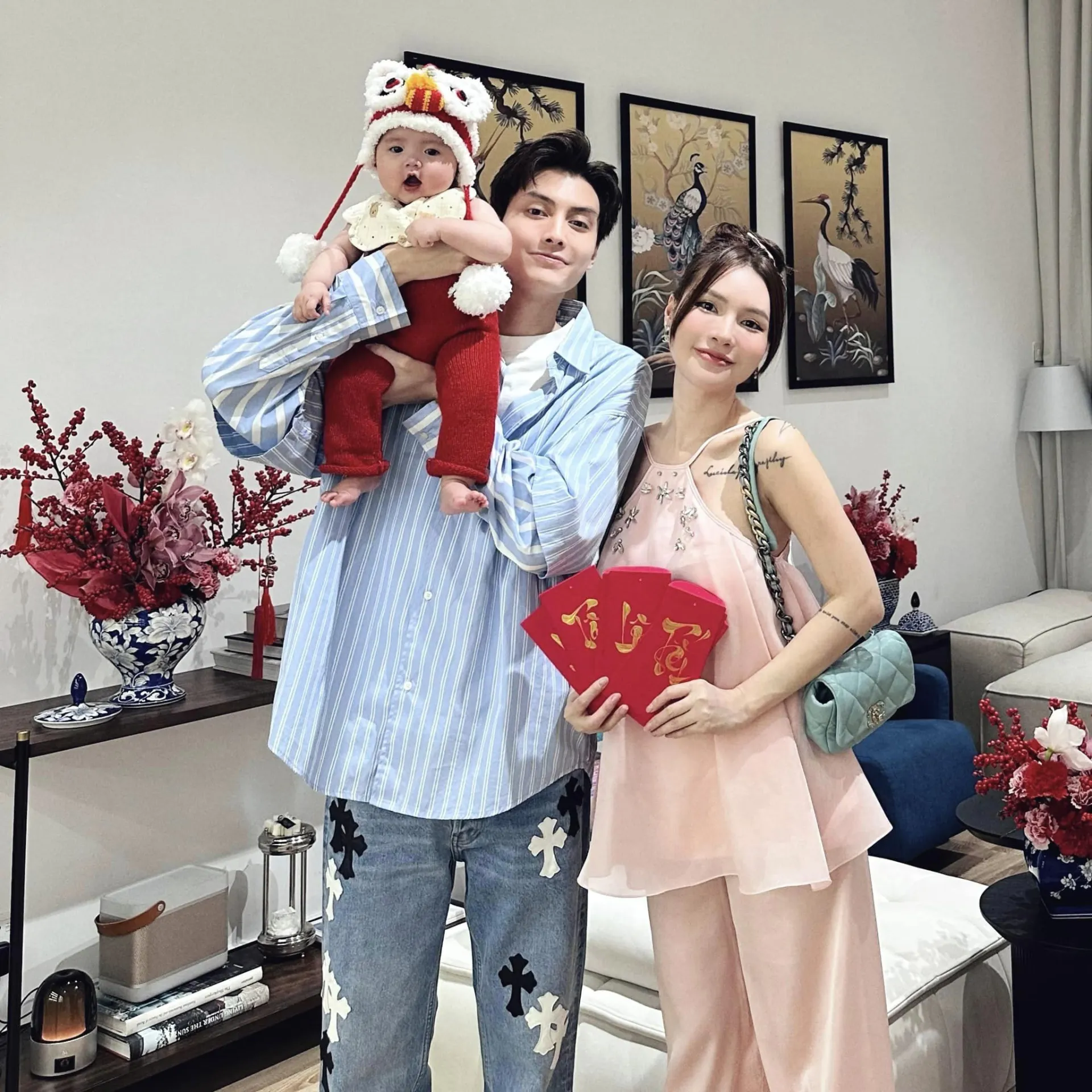 tuan-duong-tang-qua-mung-8-thang-khung-cho-lucie-3