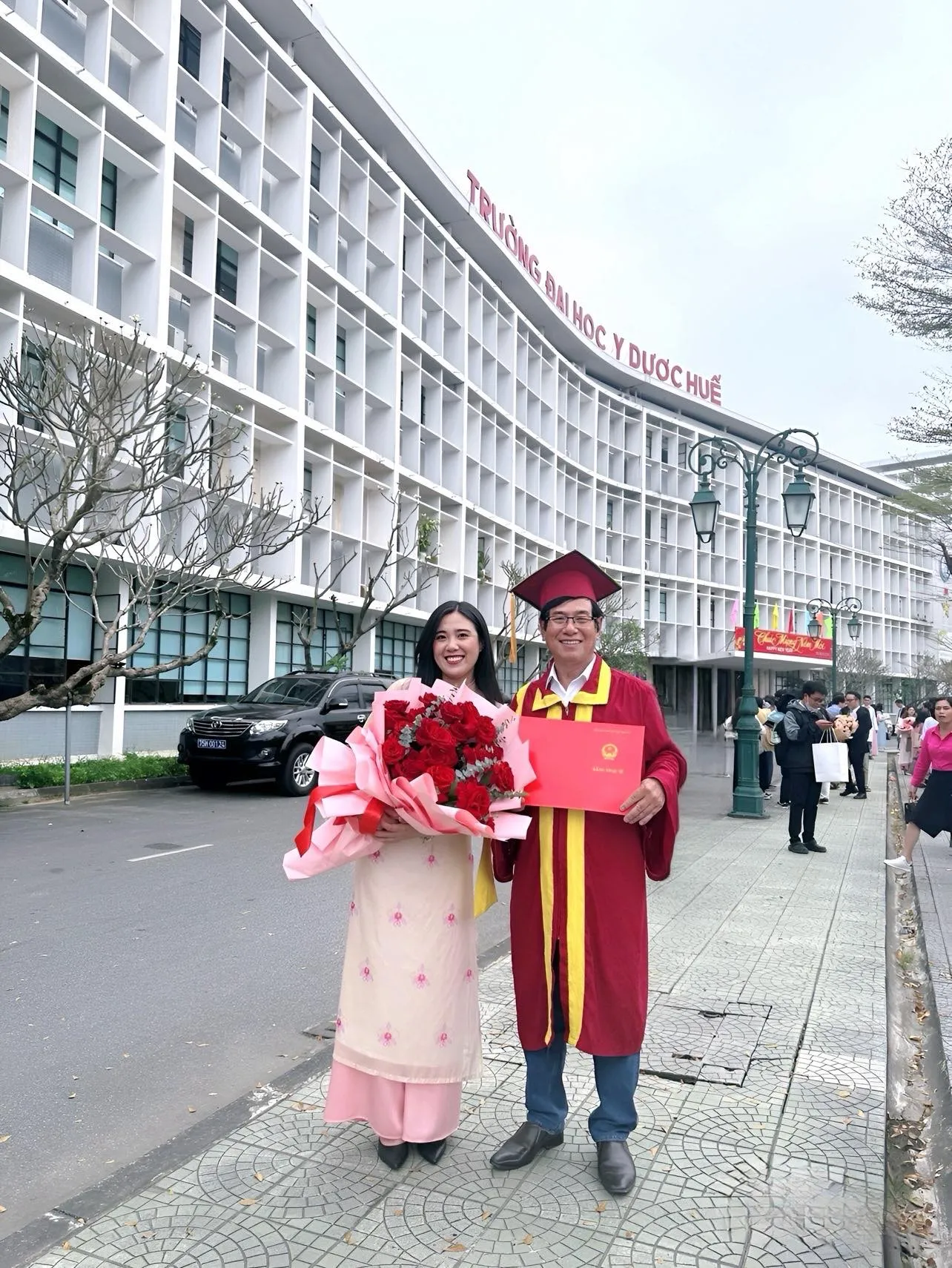 ngay-8-thang-3-cua-gia-dinh-8-co-con-gai-tai-quang-tri-3