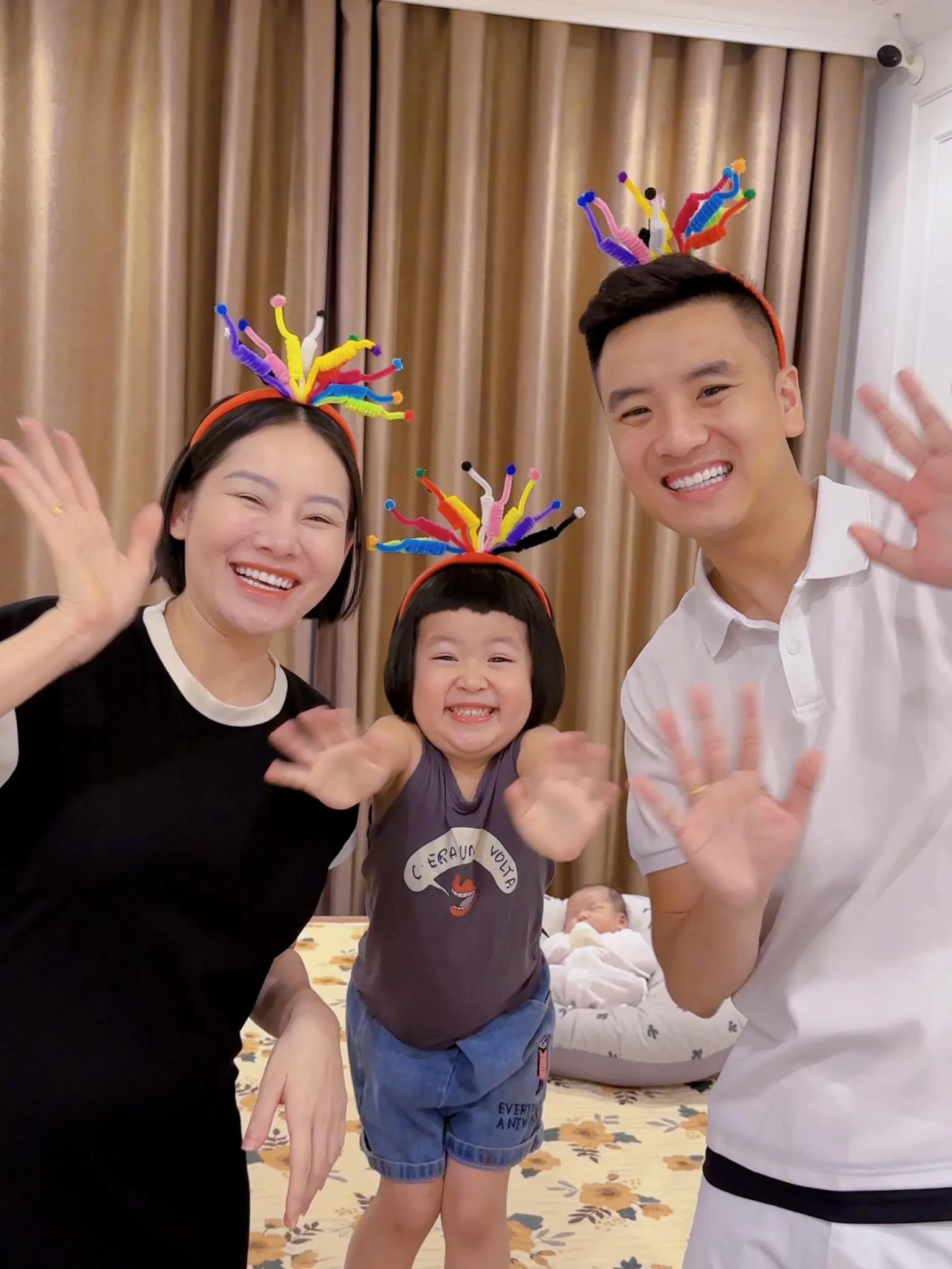tiktoker-quyen-leo-livestream-doanh-thu-75-ty-2