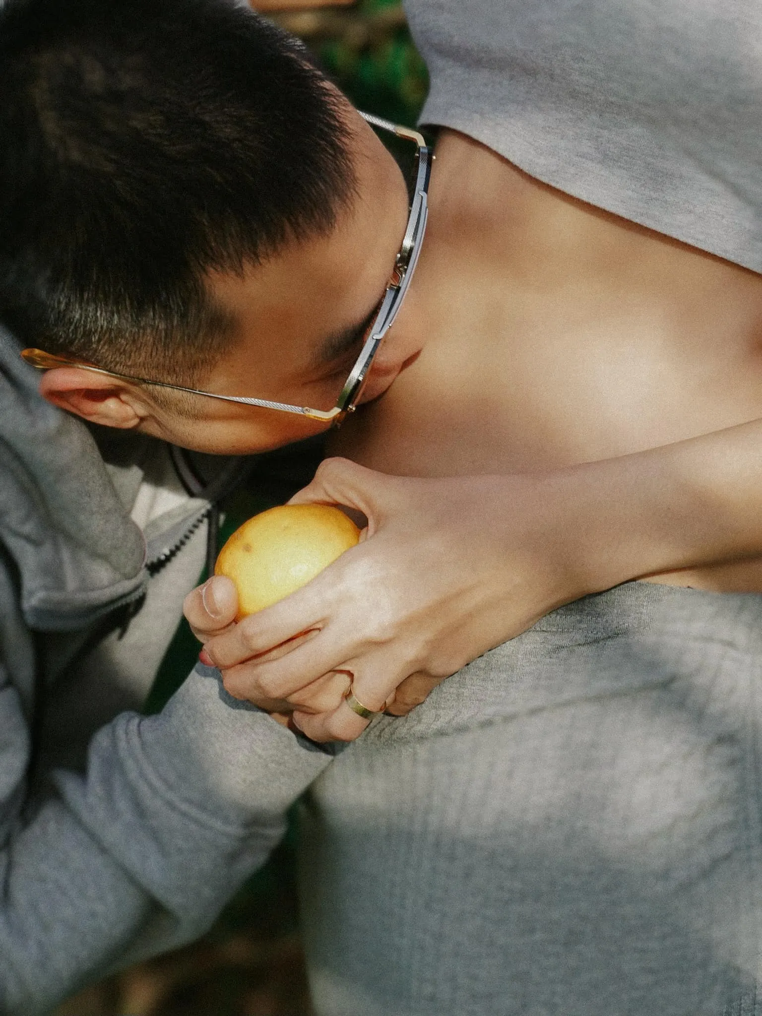 sieu-mau-vo-hoang-yen-mang-thai-con-dau-long-1