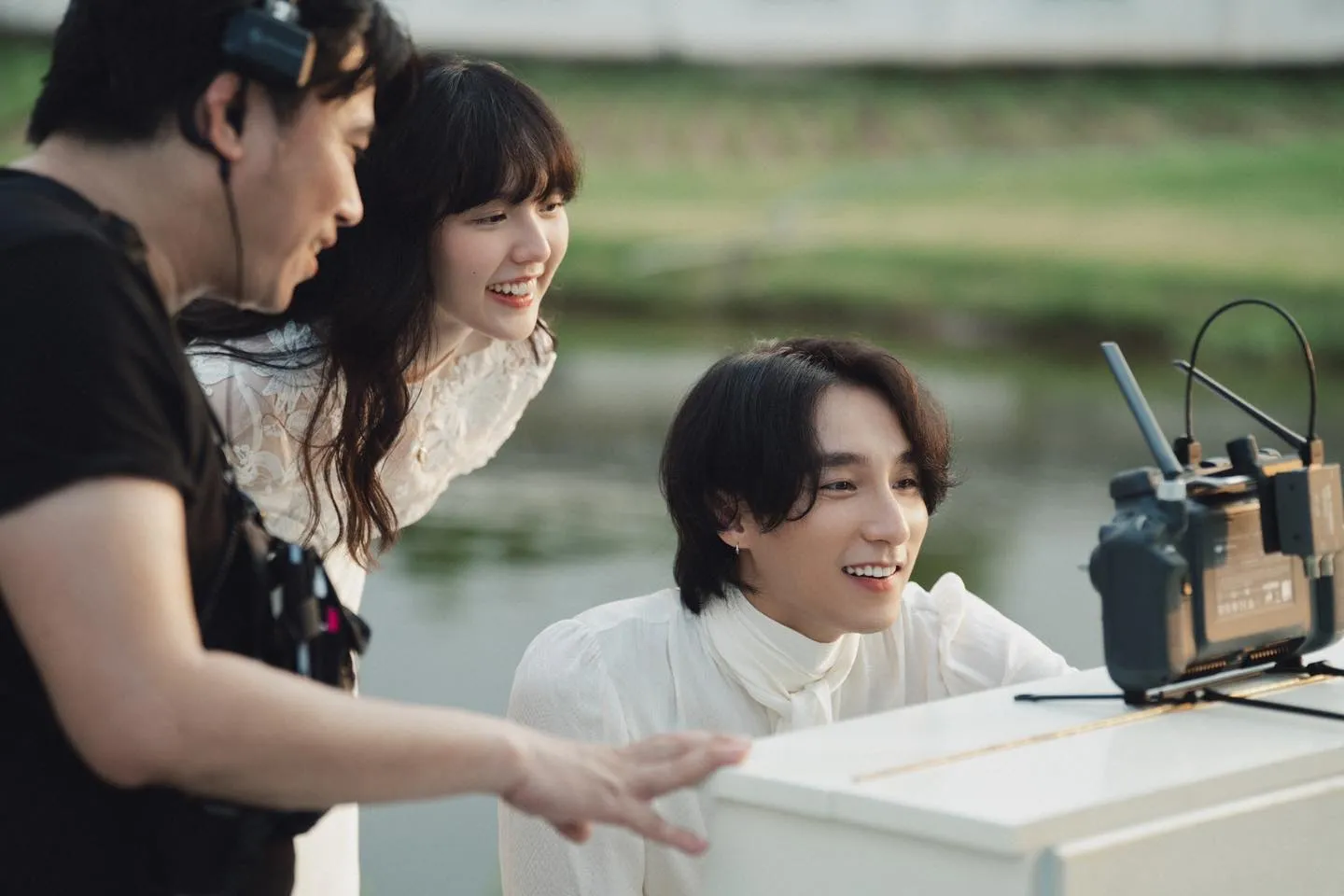 viruss-reaction-mv-chung-ta-cua-tuong-lai-cua-son-tung-2