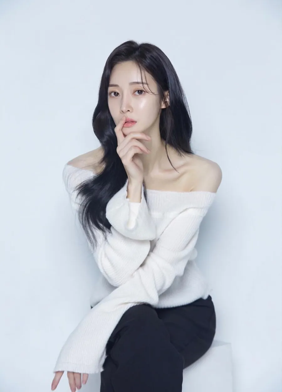 ca-si-nhom-tara-tu-tu-trong-dem-4