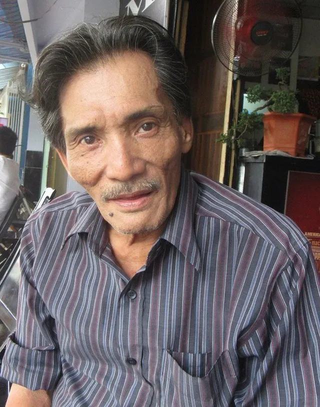 dien-vien-thuong-tin-mau-thuan-voi-vo-con