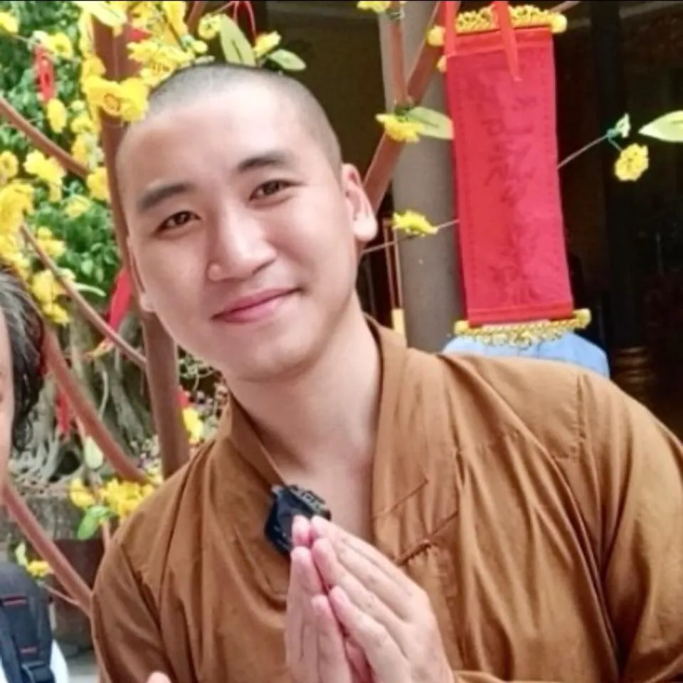 cuoc-song-hien-tai-cua-vlogger-huy-cung-ra-sao