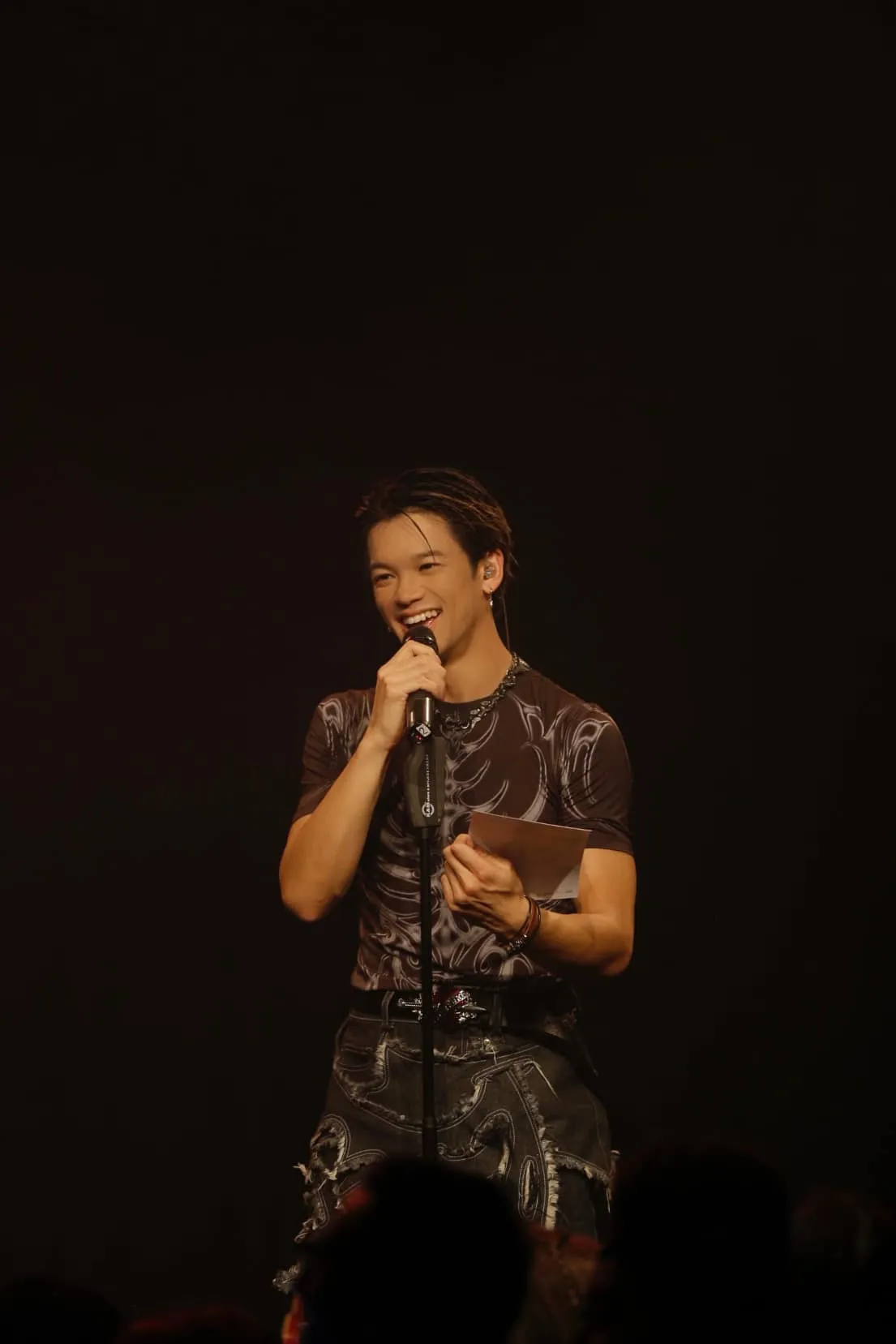 trong-hieu-tham-gia-anh-trai-vuot-ngan-chong-ga-6