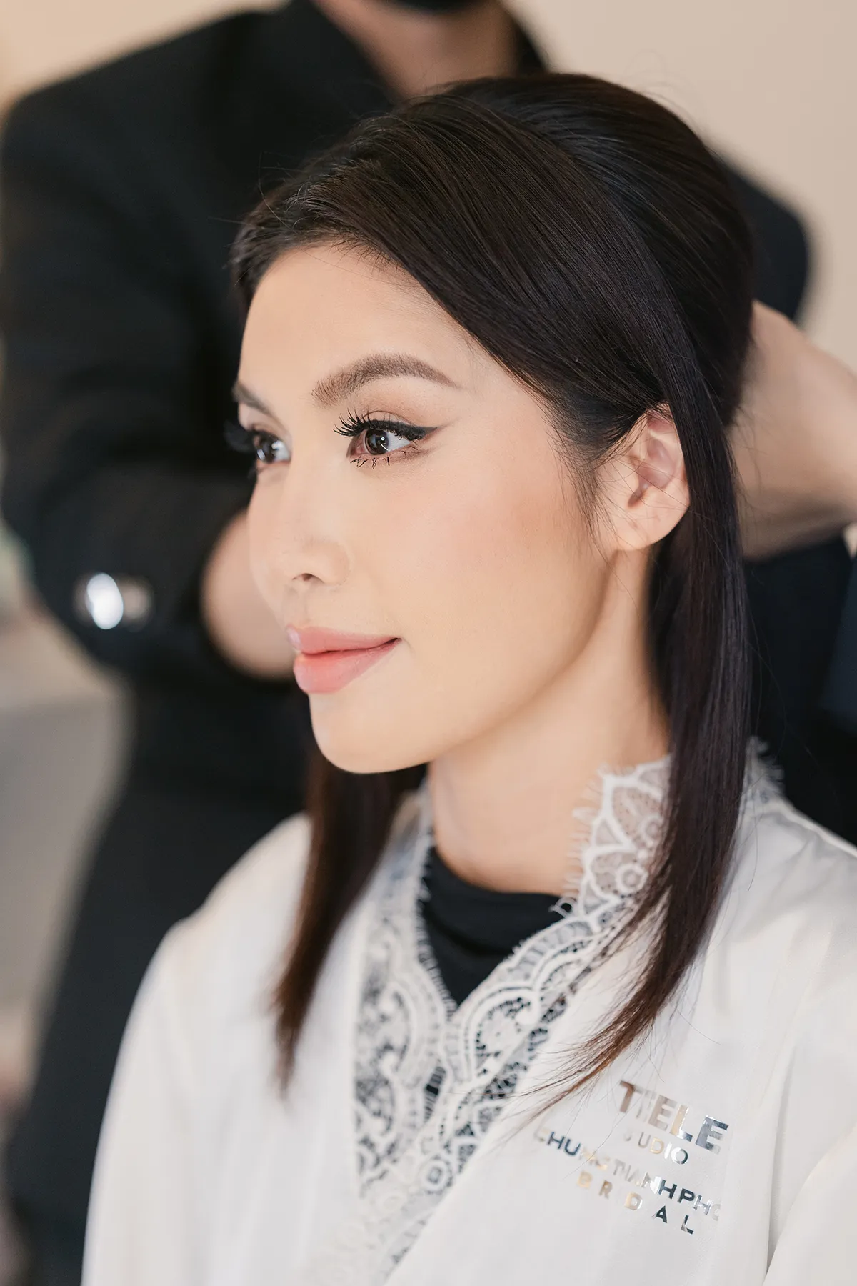 dam-cuoi-sieu-mau-minh-tu-1