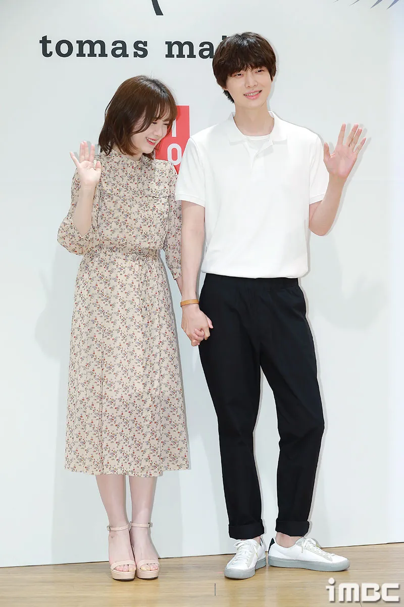 ahn-jae-hyun-sa-sut-sau-5-nam-ly-hon-goo-hye-sun