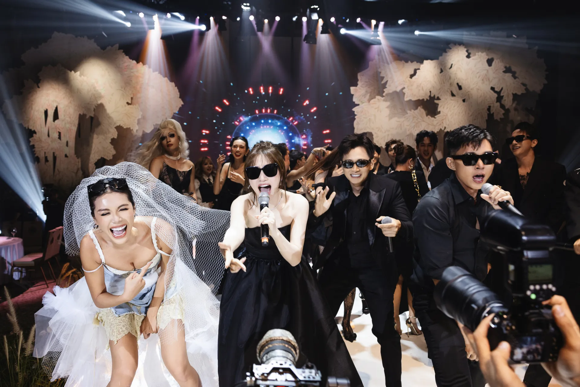 minh-tu-chia-se-cuoc-song-hon-nhan-1