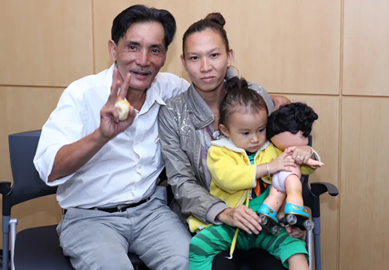 thuong-tin-chi-con-50000-dong-trong-nguoi-2