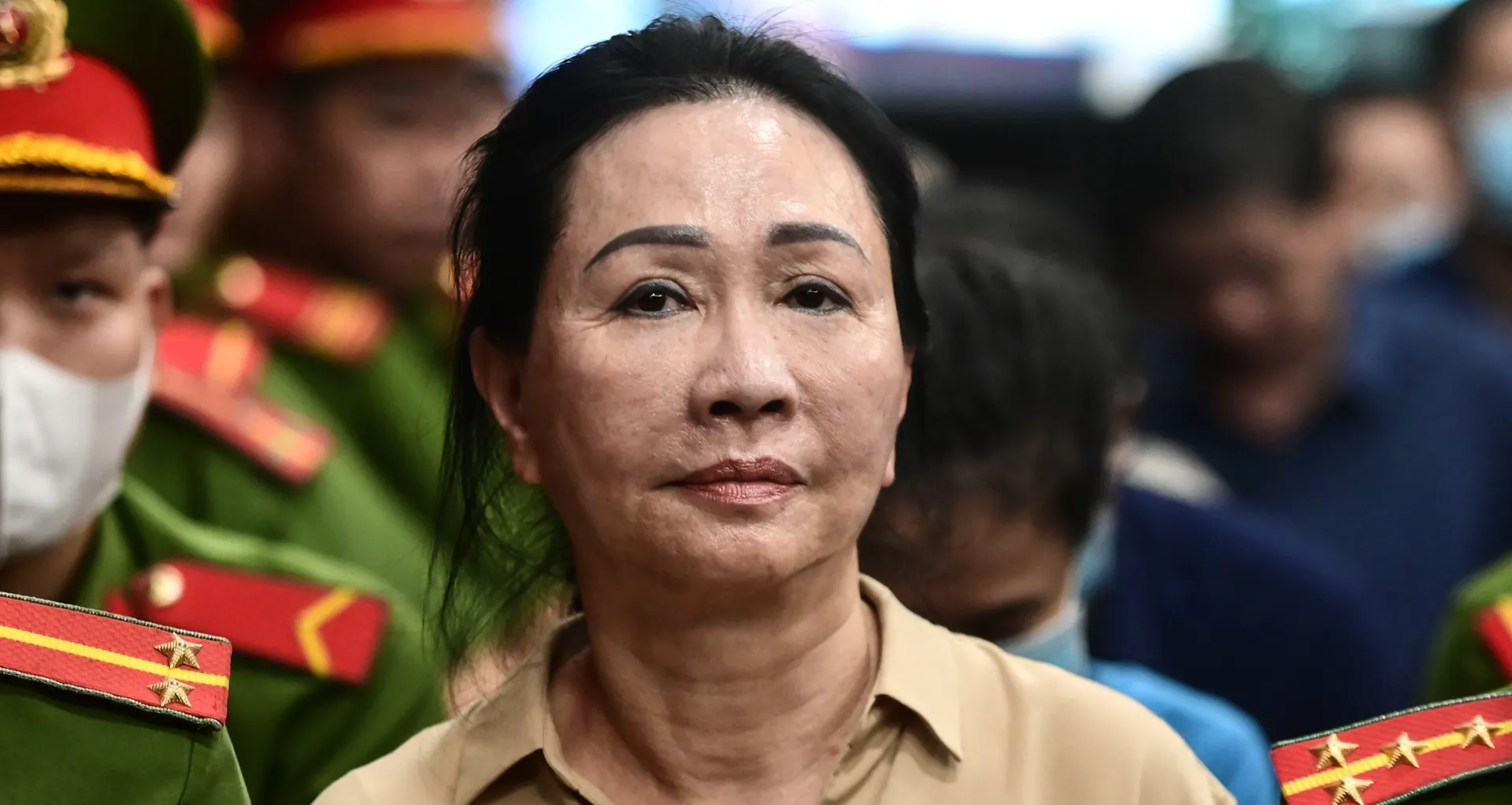 trend-ra-khoi-tim-kho-bau-ba-truong-my-lan-6