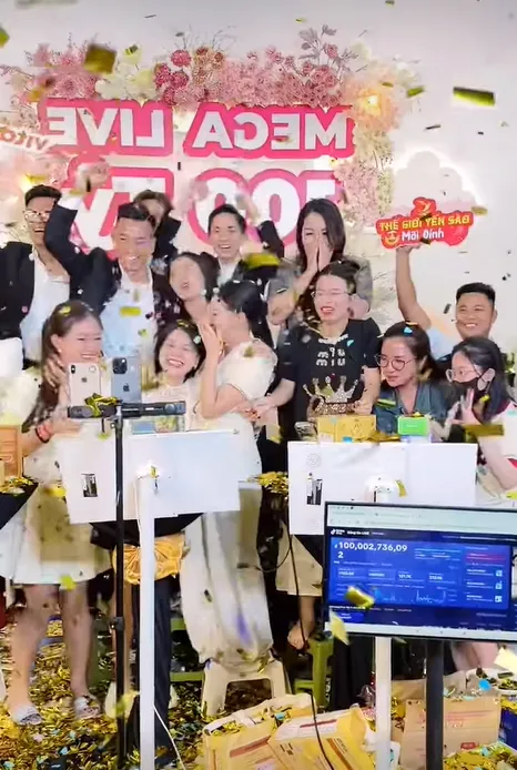 quyen-leo-dat-doanh-thu-100-ty-1