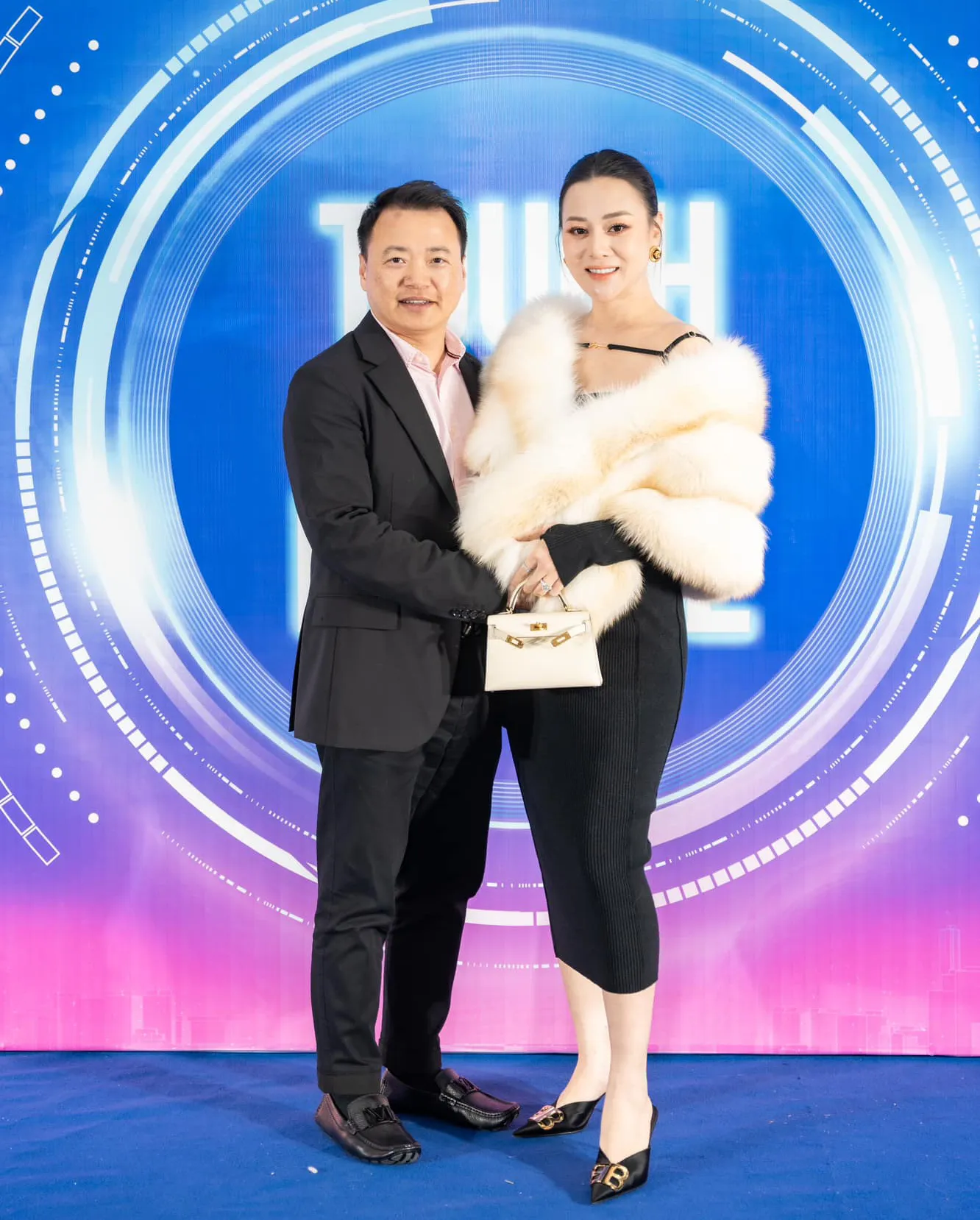 shark-binh-hanh-phuc-khi-phuong-oanh-sinh-con-2