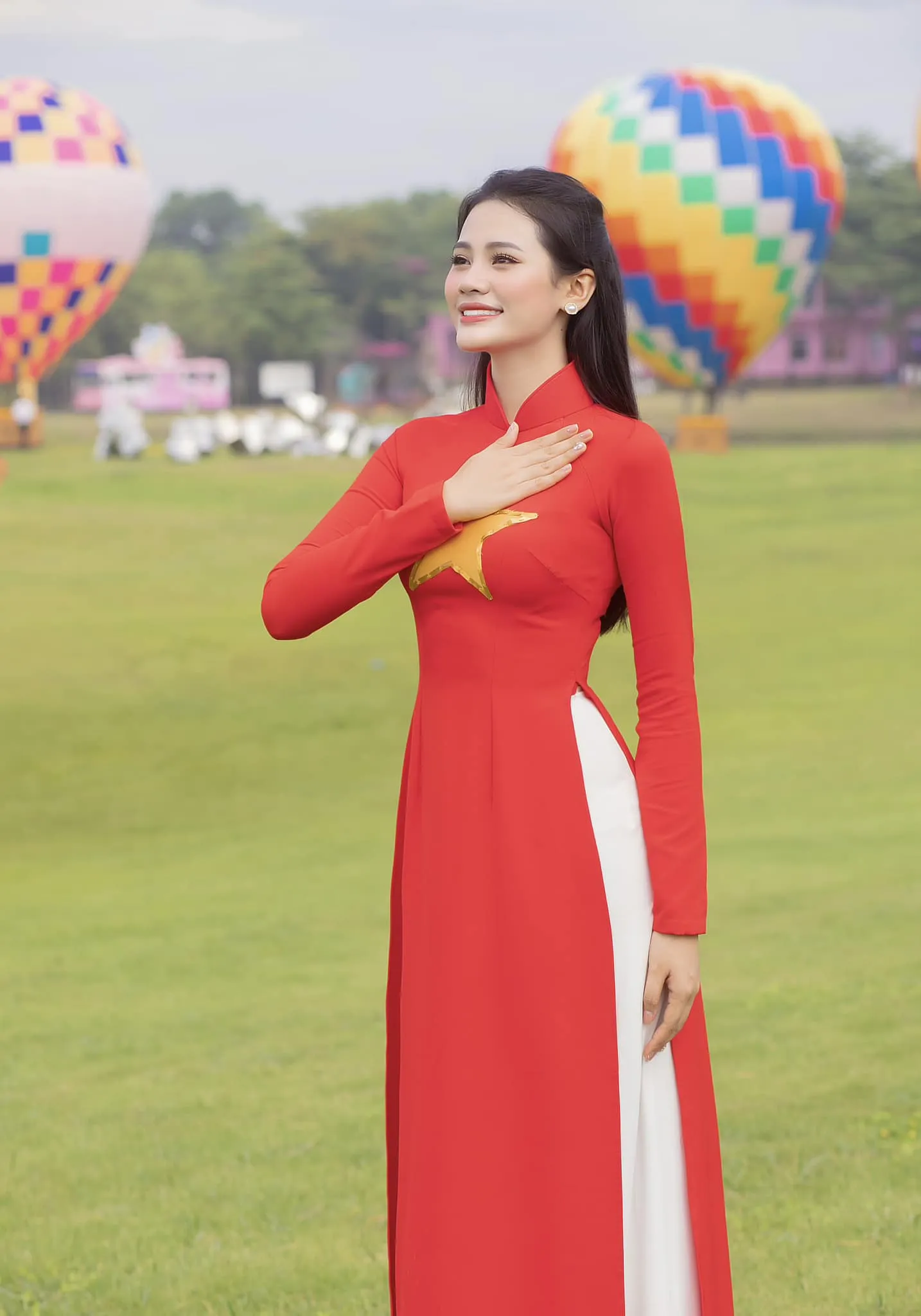 hoa-hau-tra-lai-vuong-mien-de-dau-gia-1