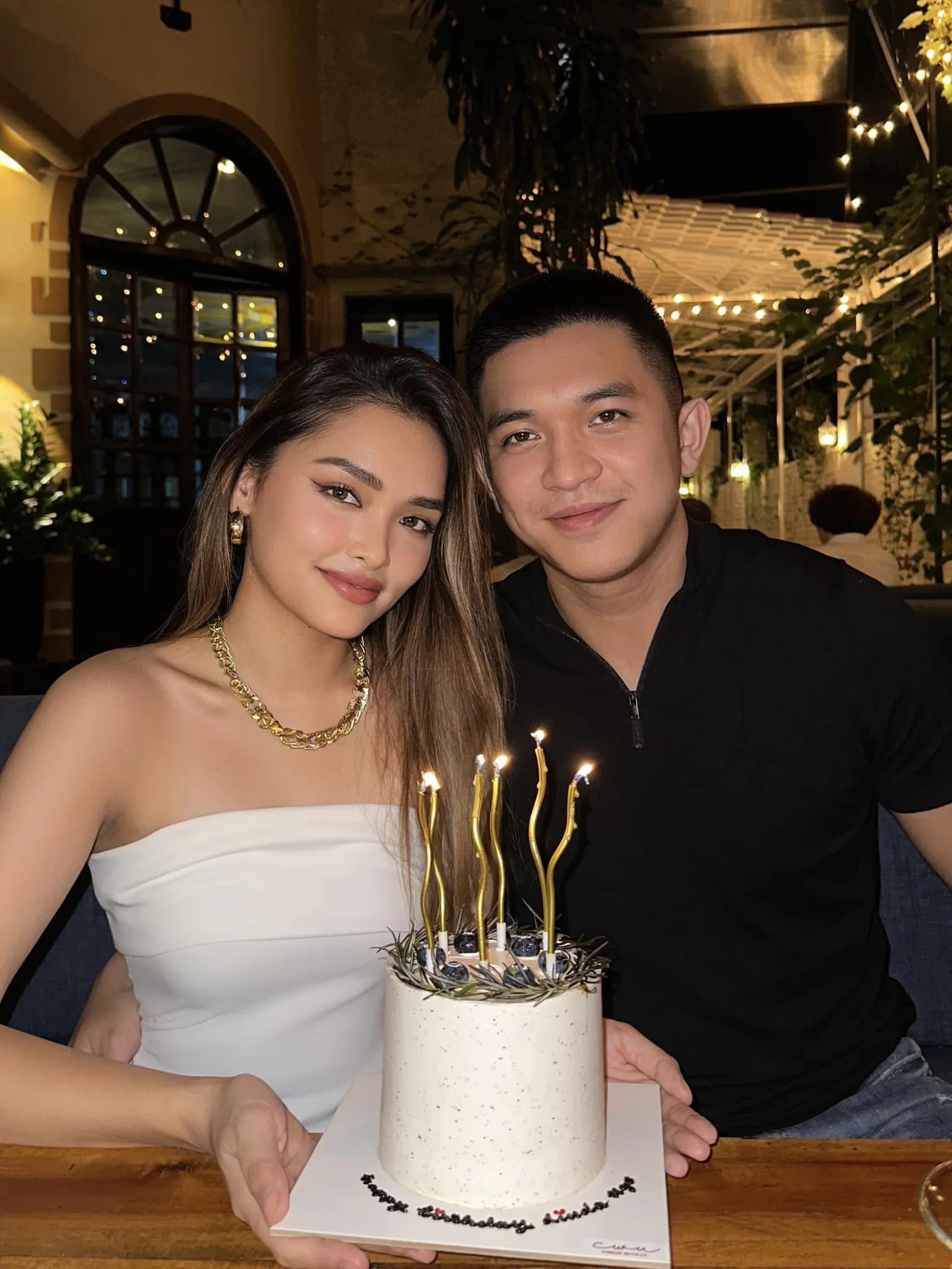 linda-ngo-bi-bo-me-lua-nha-ngheo-2