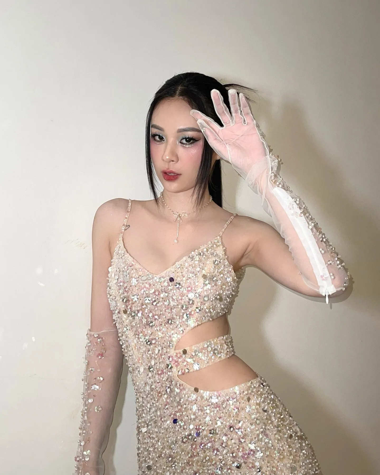 phi-phuong-anh-hen-ho-chong-cu-le-quyen-3