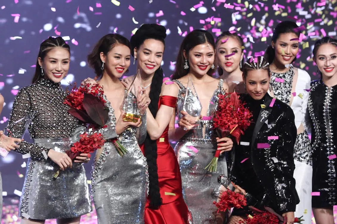 phi-phuong-anh-hen-ho-chong-cu-le-quyen-8