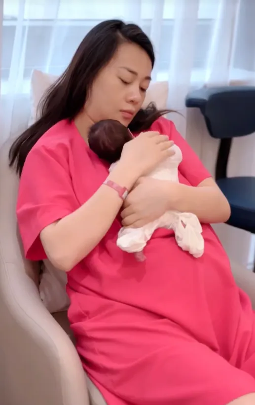 phuong-oanh-xuc-dong-khi-thay-shark-binh-chuan-bi-chu-dao-don-ve-nha-3