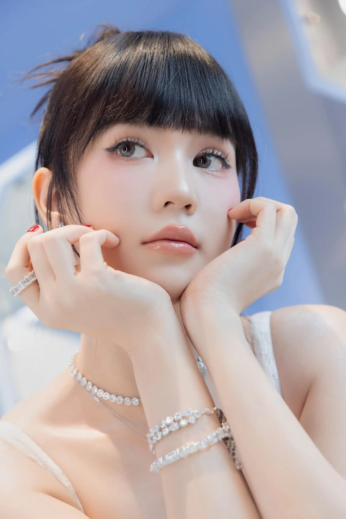 ngoc-trinh-nghi-van-phau-thuat-tham-my-4