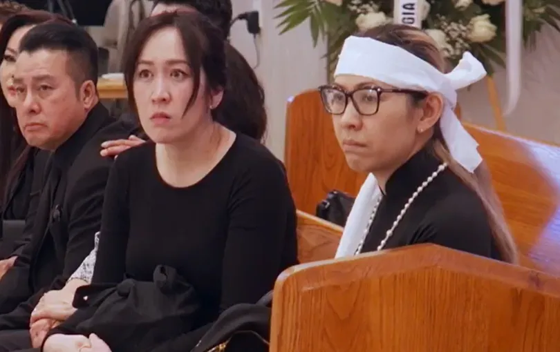 tang-le-co-nguoi-mau-duc-tien (1)