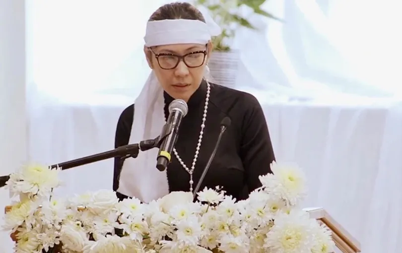 tang-le-co-nguoi-mau-duc-tien (3)