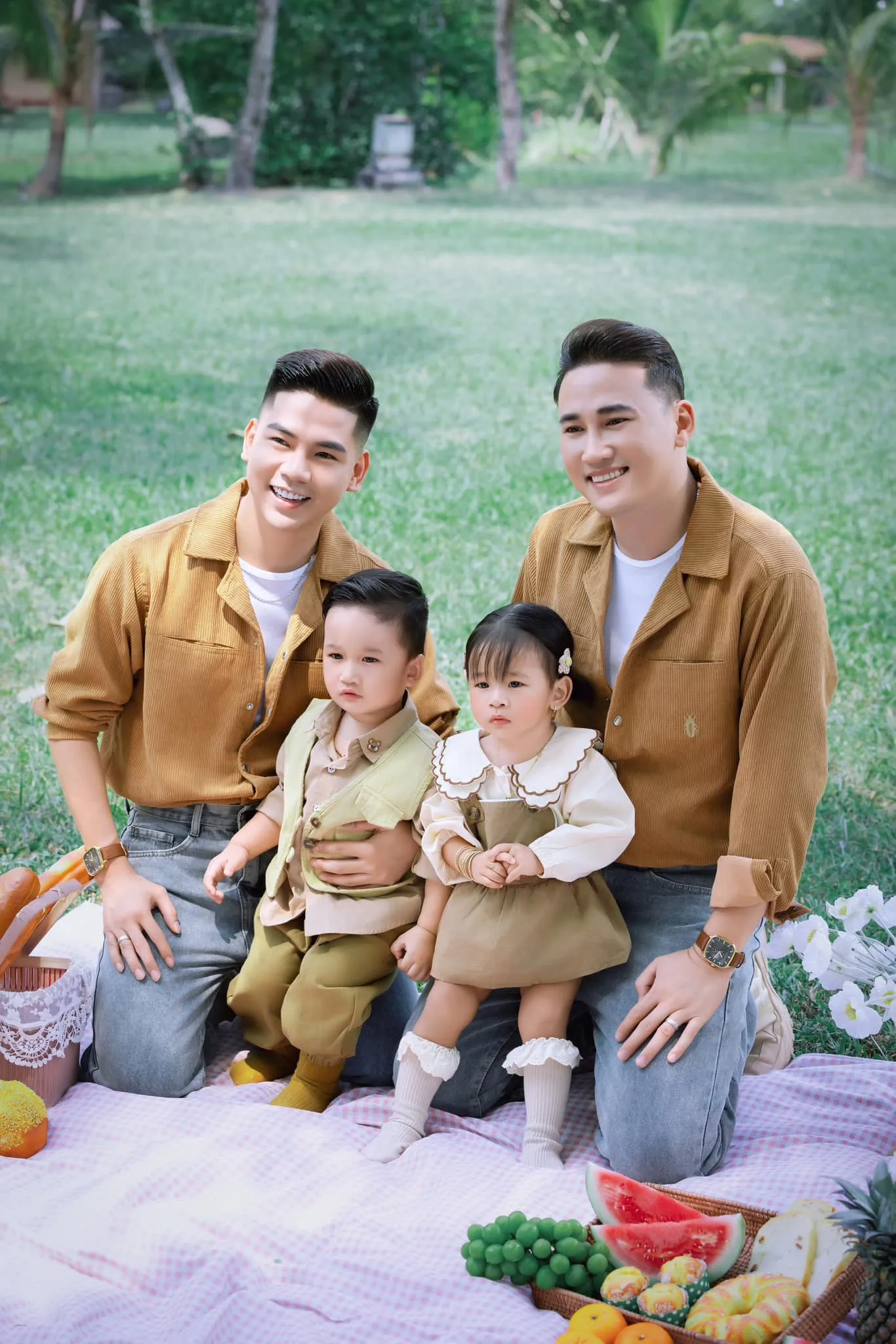 ha-tri-quang-va-thanh-doan-noi-ve-dieu-tieng-tieu-cuc