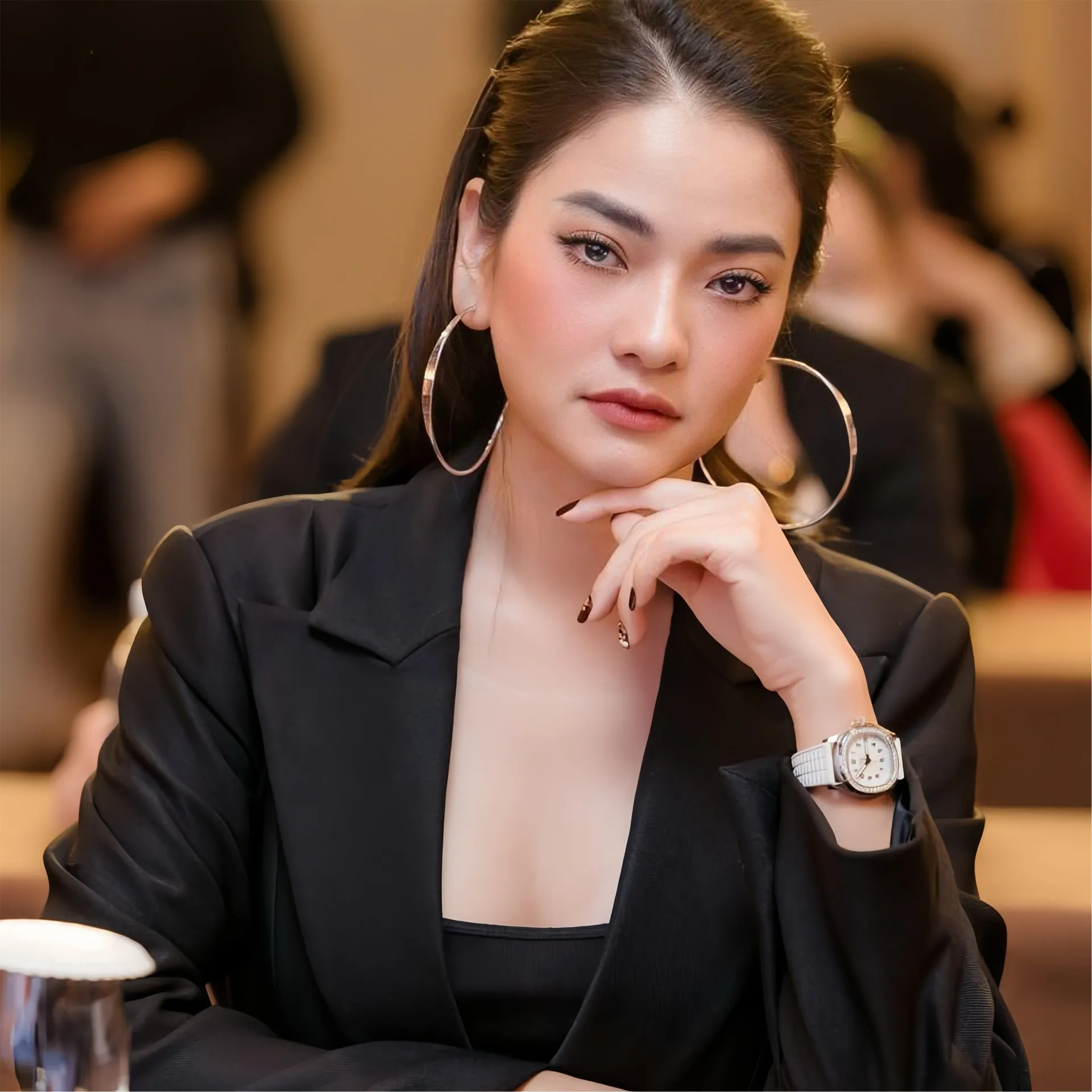 dien-vien-thuy-hang-vtv-gap-tai-nan-3