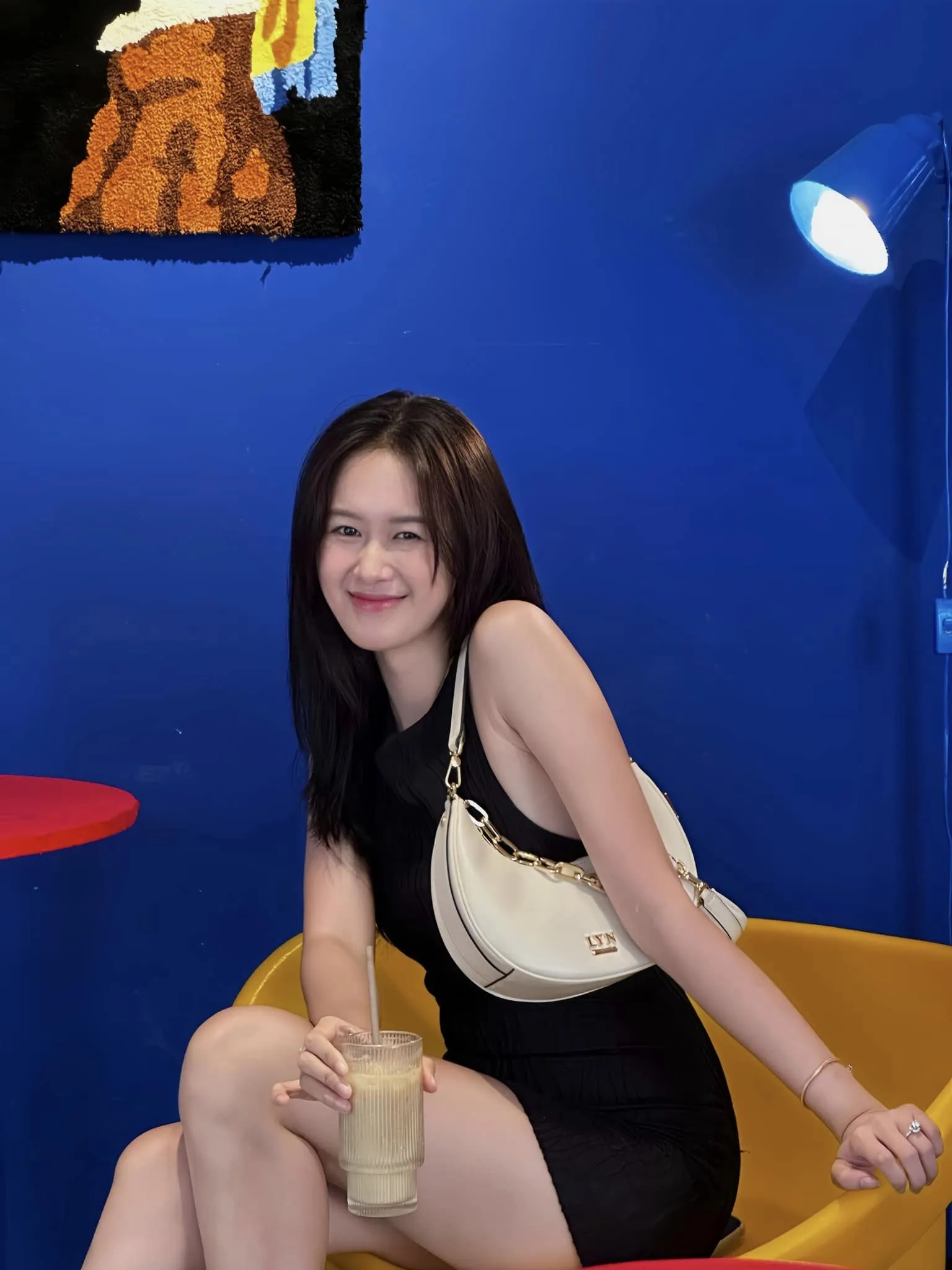 anh-duc-va-ban-gai-cuoi-vao-thang-7-5