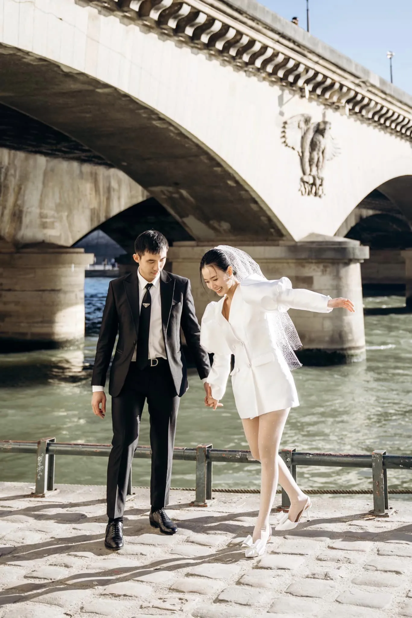 dam-cuoi-cua-midu-hoanh-trang-co-nao-5