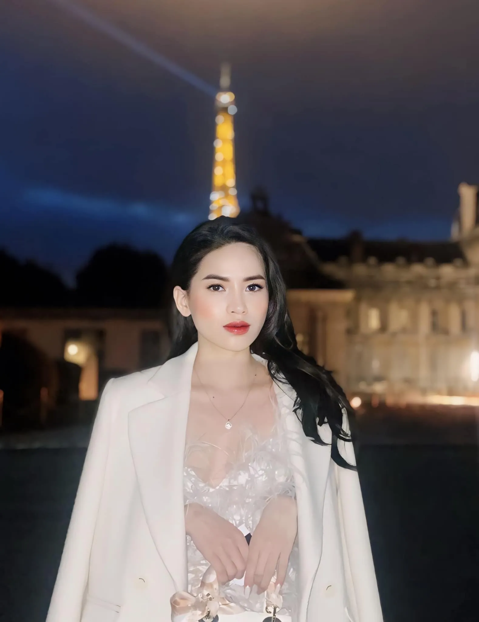 vo-ha-linh-bi-nghi-gian-lan-mat-xem-livestream-2