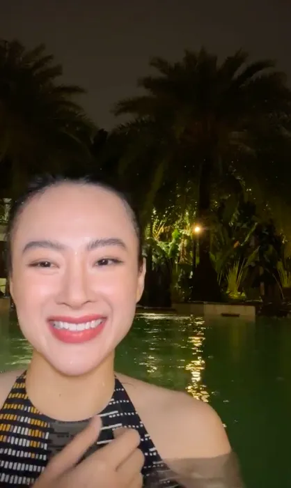 angela-phuong-trinh-livestream-bat-on-1