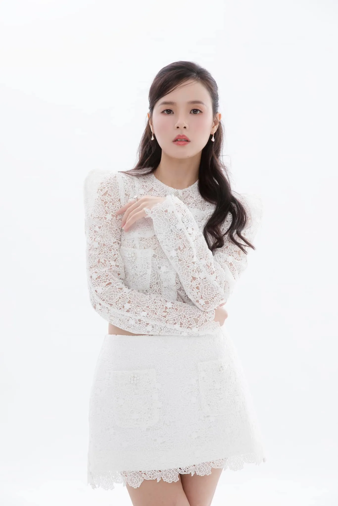 dam-cuoi-midu-cam-tre-em