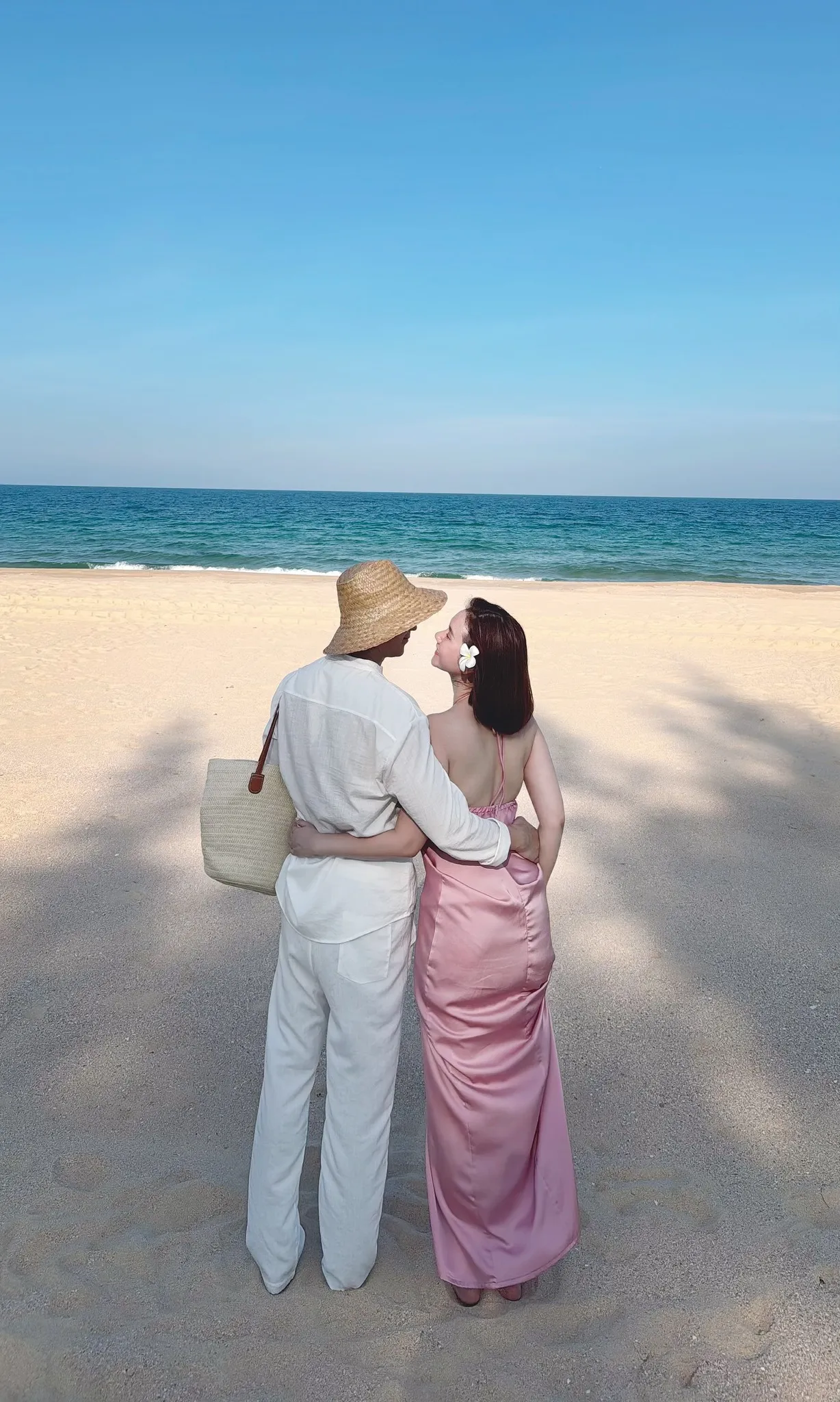 dien-vien-huong-giang-mang-thai-2