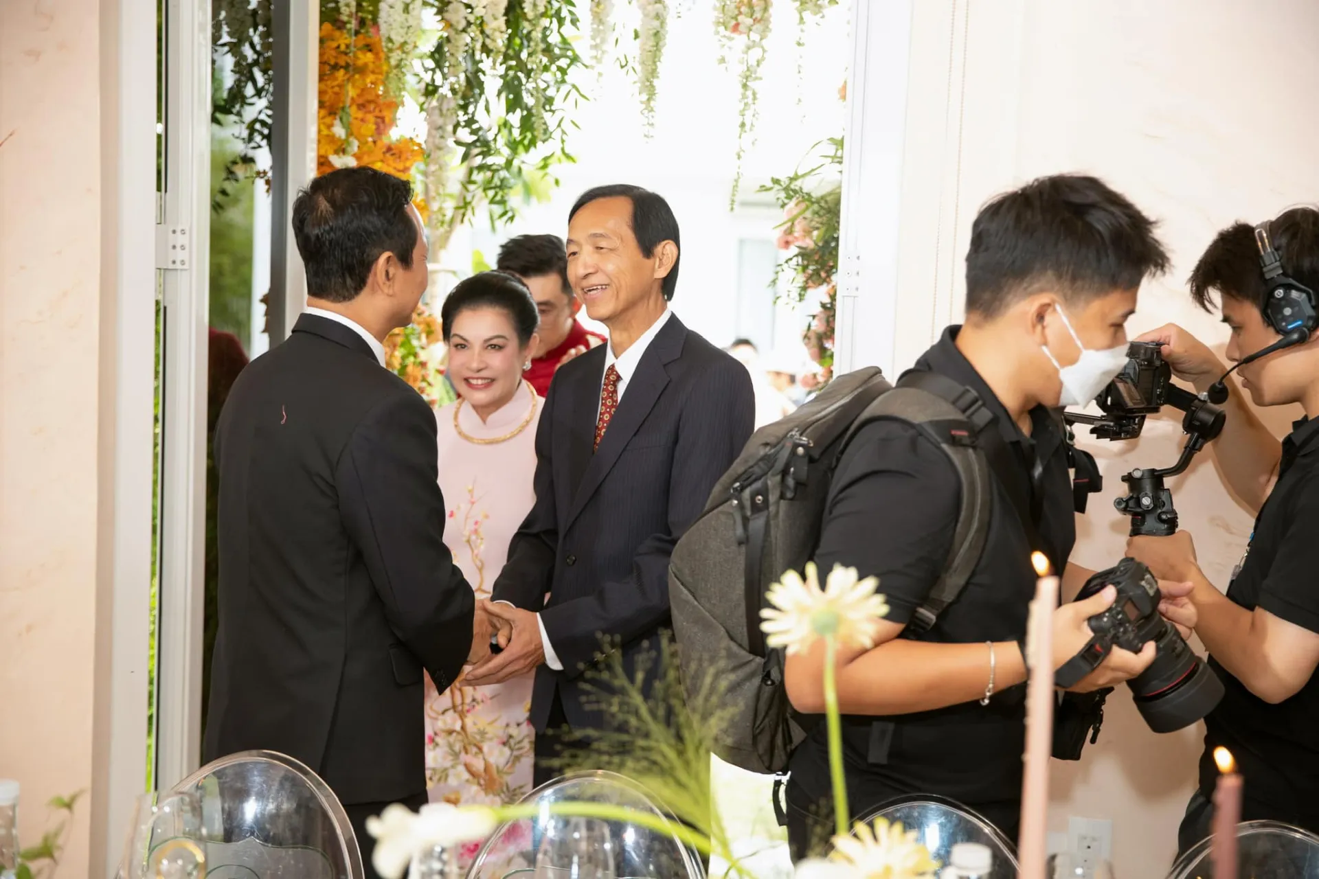 me-chong-cua-midu-la-ai-1