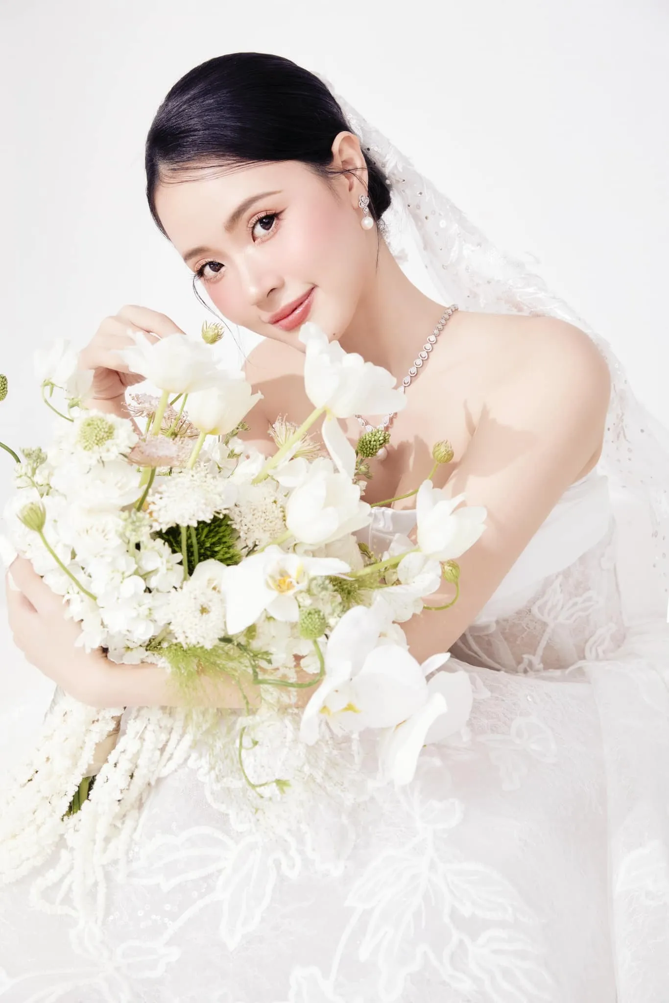 khong-gian-dam-cuoi-cua-midu-5