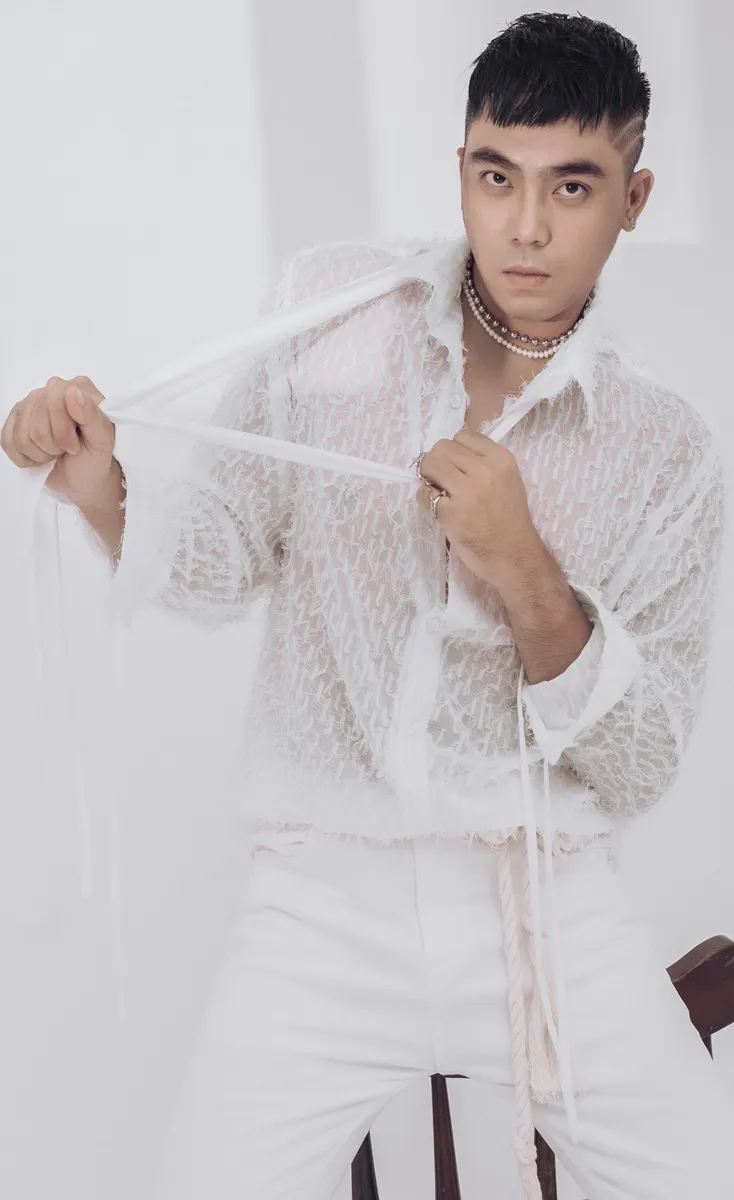 hoang-thuy-bi-to-chen-ep-bui-quynh-hoa-5