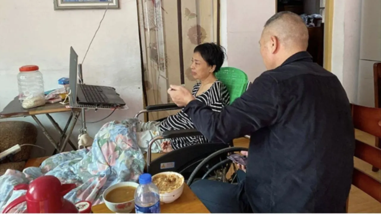 co-gai-chi-hon-100-trieu-nho-ban-giup-minh-ket-thuc-cuoc-doi