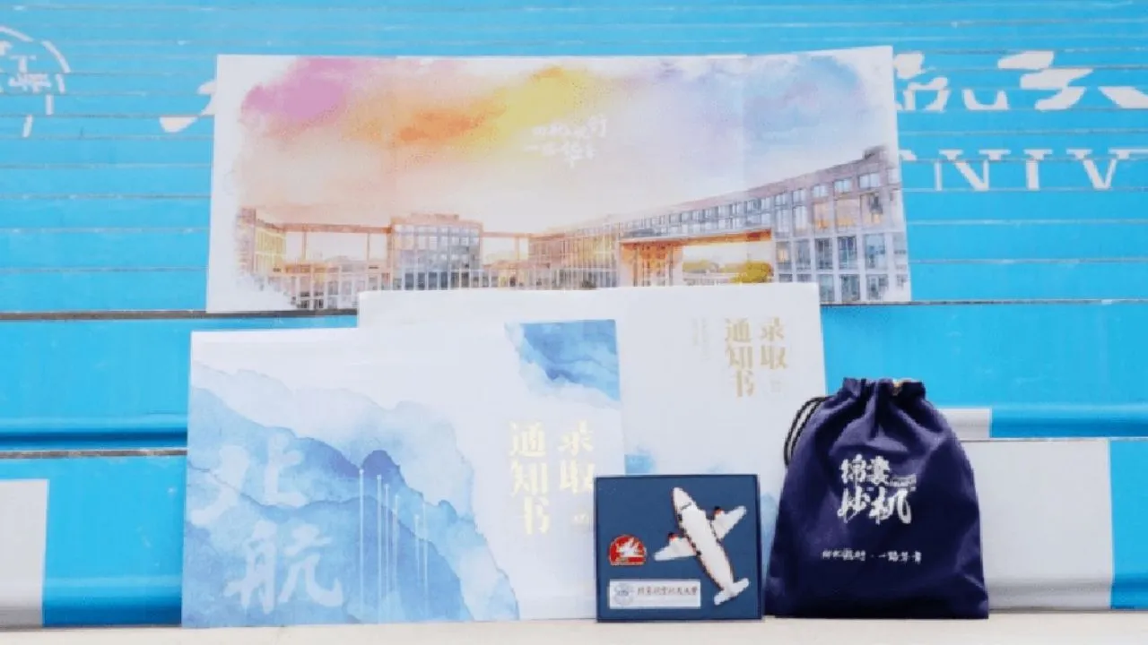 Giay-bao-trung-tuyen-chuan-truong-nguoi-ta-dep-den-doc-la-nhin-la-muon-di-hoc-ngay