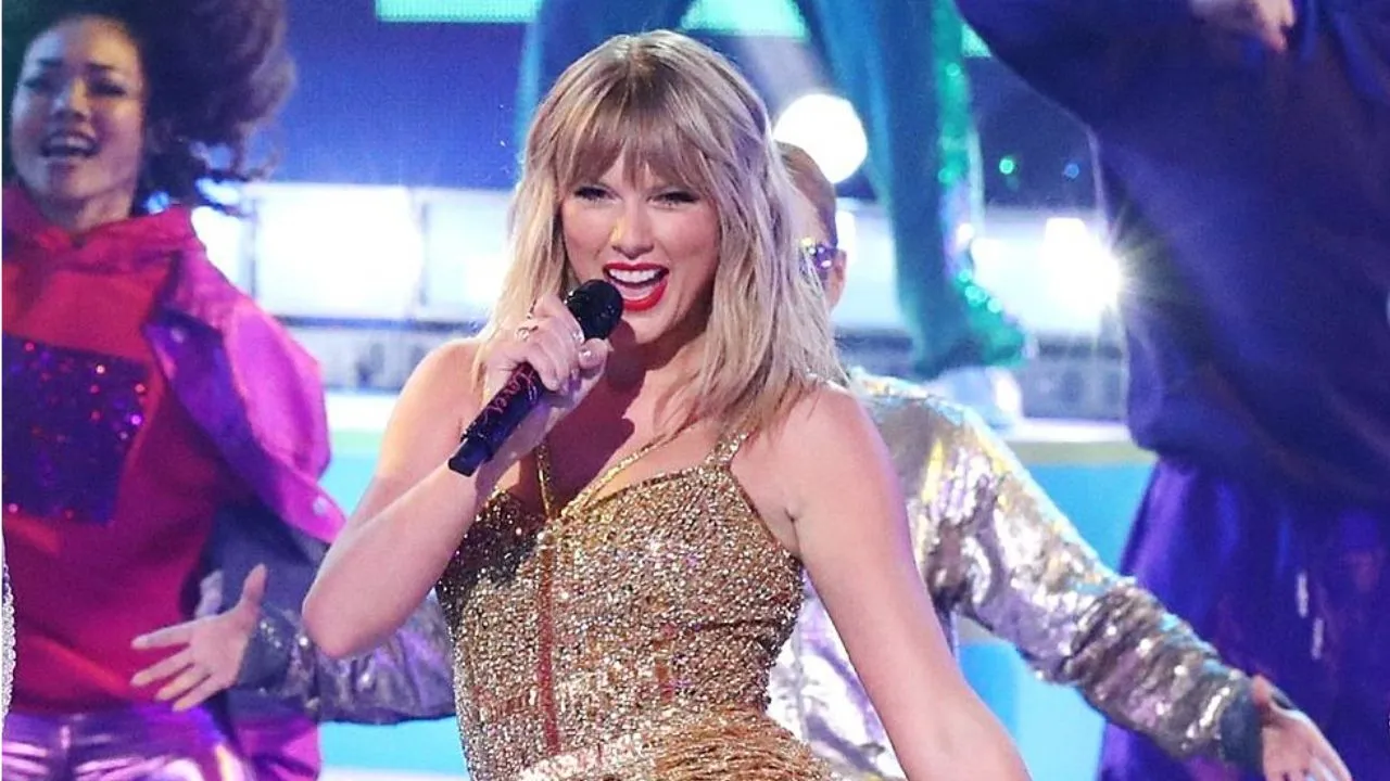 da-so-nguoi-hoc-gioi-thuong-nghe-nhac-taylor-swift-khi-lam-bai (2)