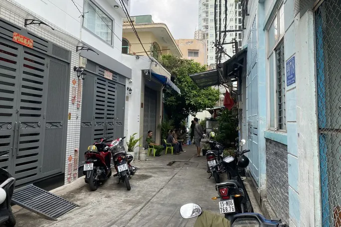 yeah-1-chay-nha-dan-o-tan-phu-tphcm