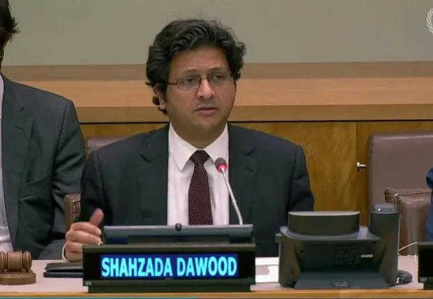 yeah1-than-the-2-cha-con-ty-phu-pakistan-tau-titanic (3)