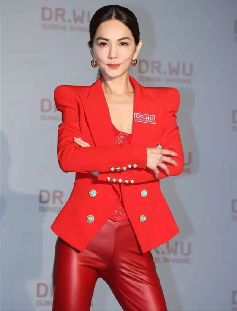 yeah1-ella-dap-gio-bi-quay-roi-tinh-duc (5)