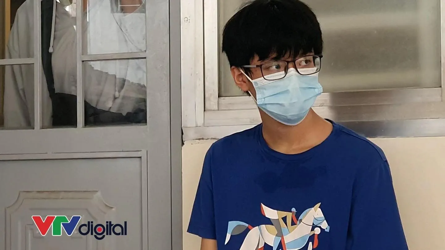 yeah1-phu-huynh-bi-trom-50-trieu-khi-lam-thu-tuc-nhap-hoc-vao-lop-10-cho-con-3