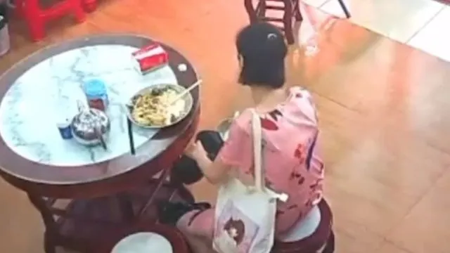 yeah1-nguoi-phu-nu-dau-doc-noi-canh (5)