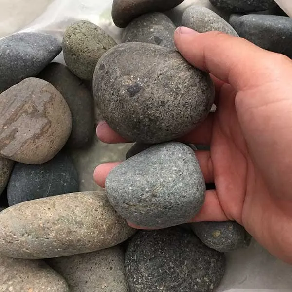 da-cuoi-duoc-ban-tren-san-thuong-mai