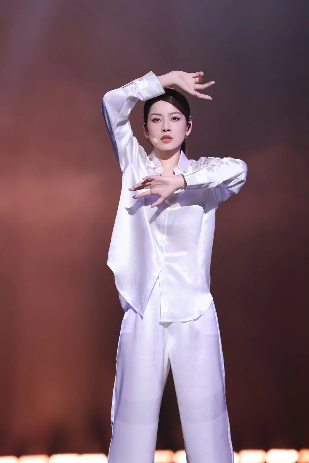 yeah1-luu-nha-sat-bay-to-voi-chi-pu (2)