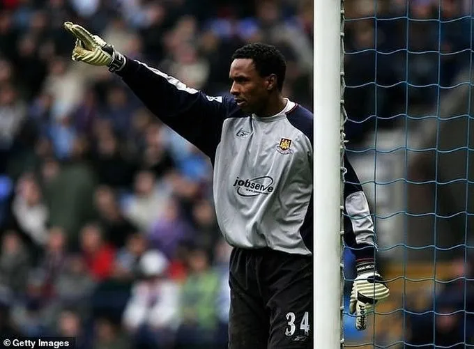 yeah1-binh-luan-vien-ngat-xiu-khi-dang-dan-song-truc-tiep-1