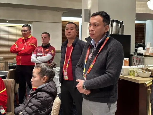 yeah1-doi-tuyen-nu-viet-nam-nhan-thuong (4)