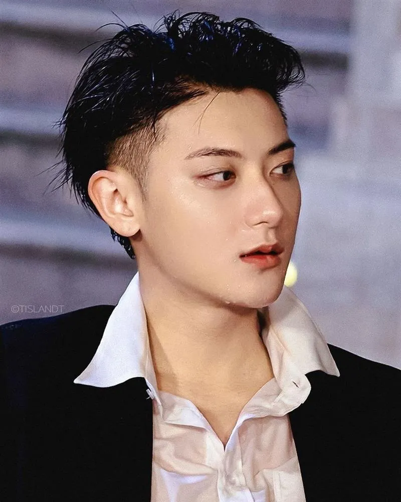 yeah1-top-10-nguoi-dep-trai-nhat-trung-quoc-2023 (6)